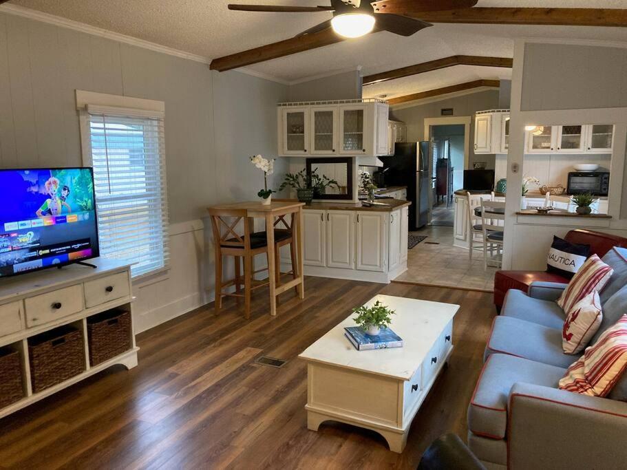 Holiday home Sc New Renovation, Close To Parris Island, Historic Downtown, Beautiful Beaches, Sleeps 6 Beaufort