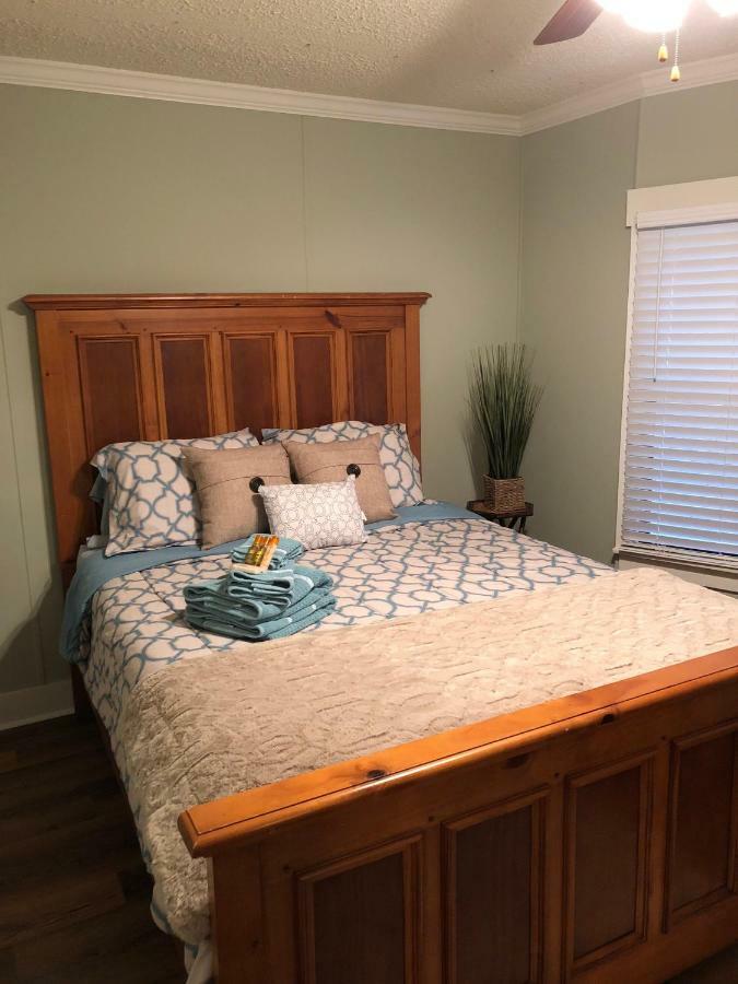 Holiday home Sc New Renovation, Close To Parris Island, Historic Downtown, Beautiful Beaches, Sleeps 6 Beaufort